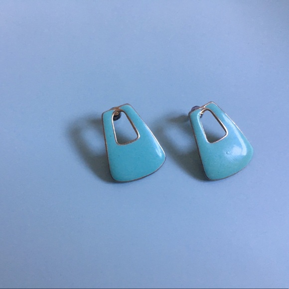 enamel earrings; vintage classic & cool - Picture 1 of 3